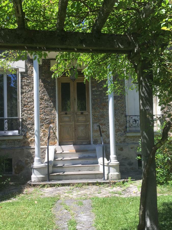 Maison En Pierre De Taille Le Raincy Екстер'єр фото