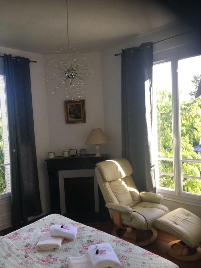 Maison En Pierre De Taille Le Raincy Екстер'єр фото
